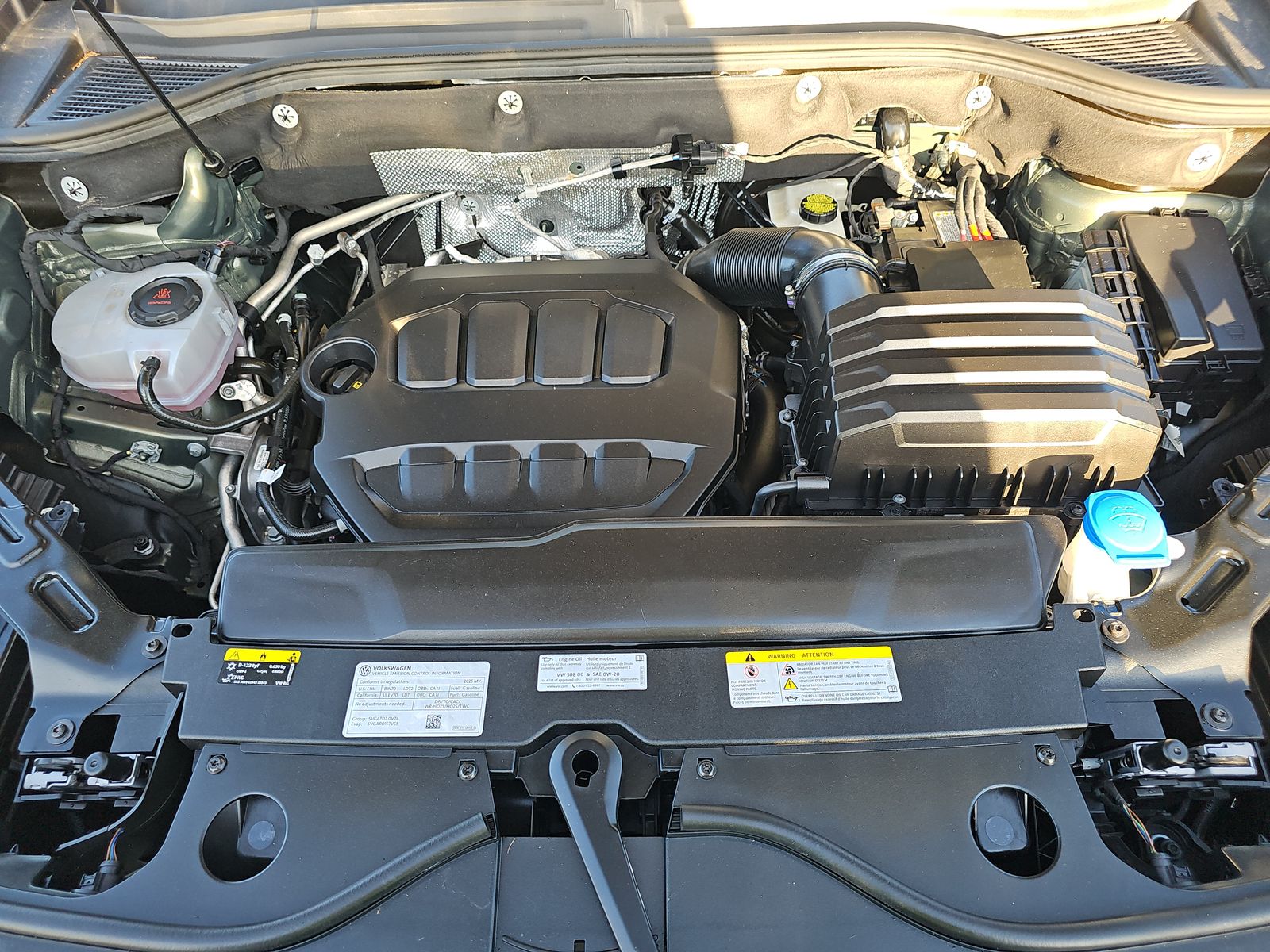 2025 Volkswagen Atlas 2.0T Peak Edition AWD