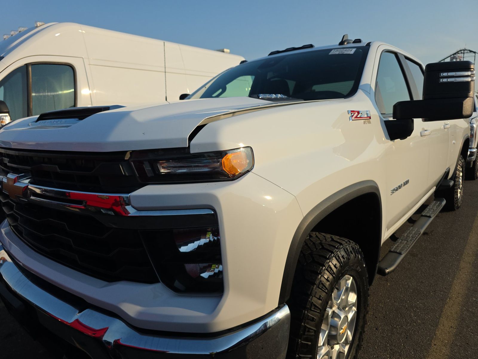 2024 Chevrolet Silverado 3500HD LT AWD