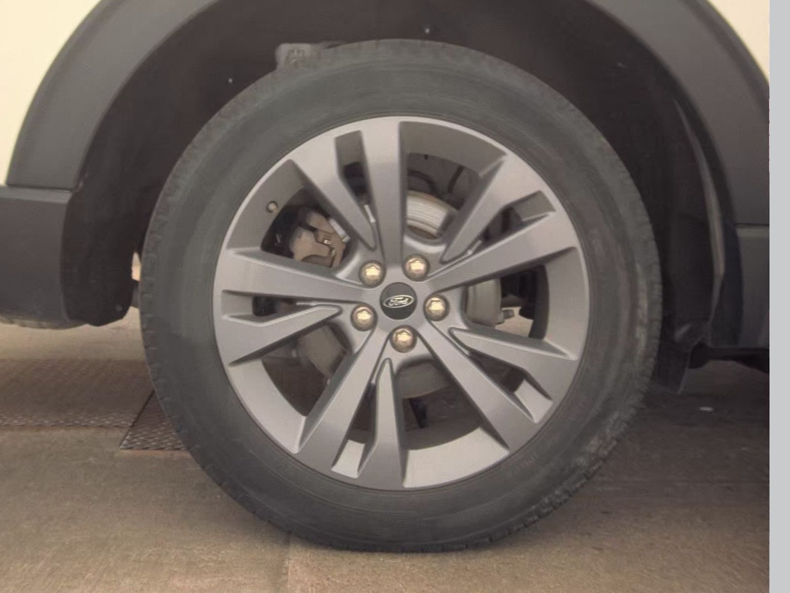 2023 Ford Explorer XLT AWD