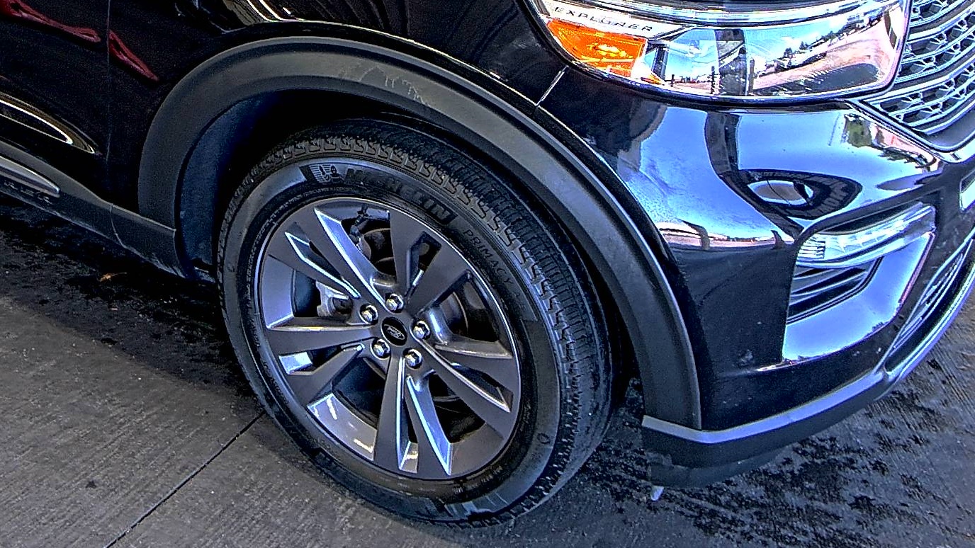 2023 Ford Explorer XLT AWD