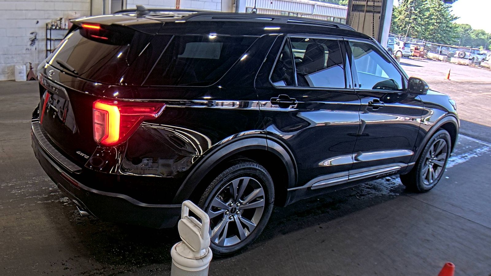 2023 Ford Explorer XLT AWD