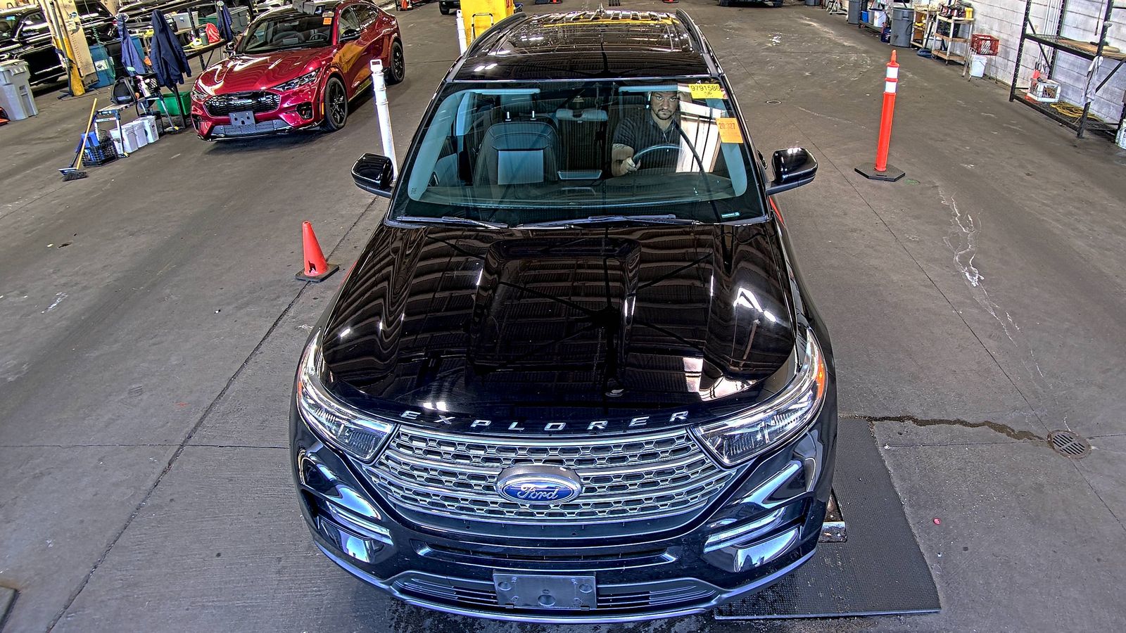 2023 Ford Explorer XLT AWD