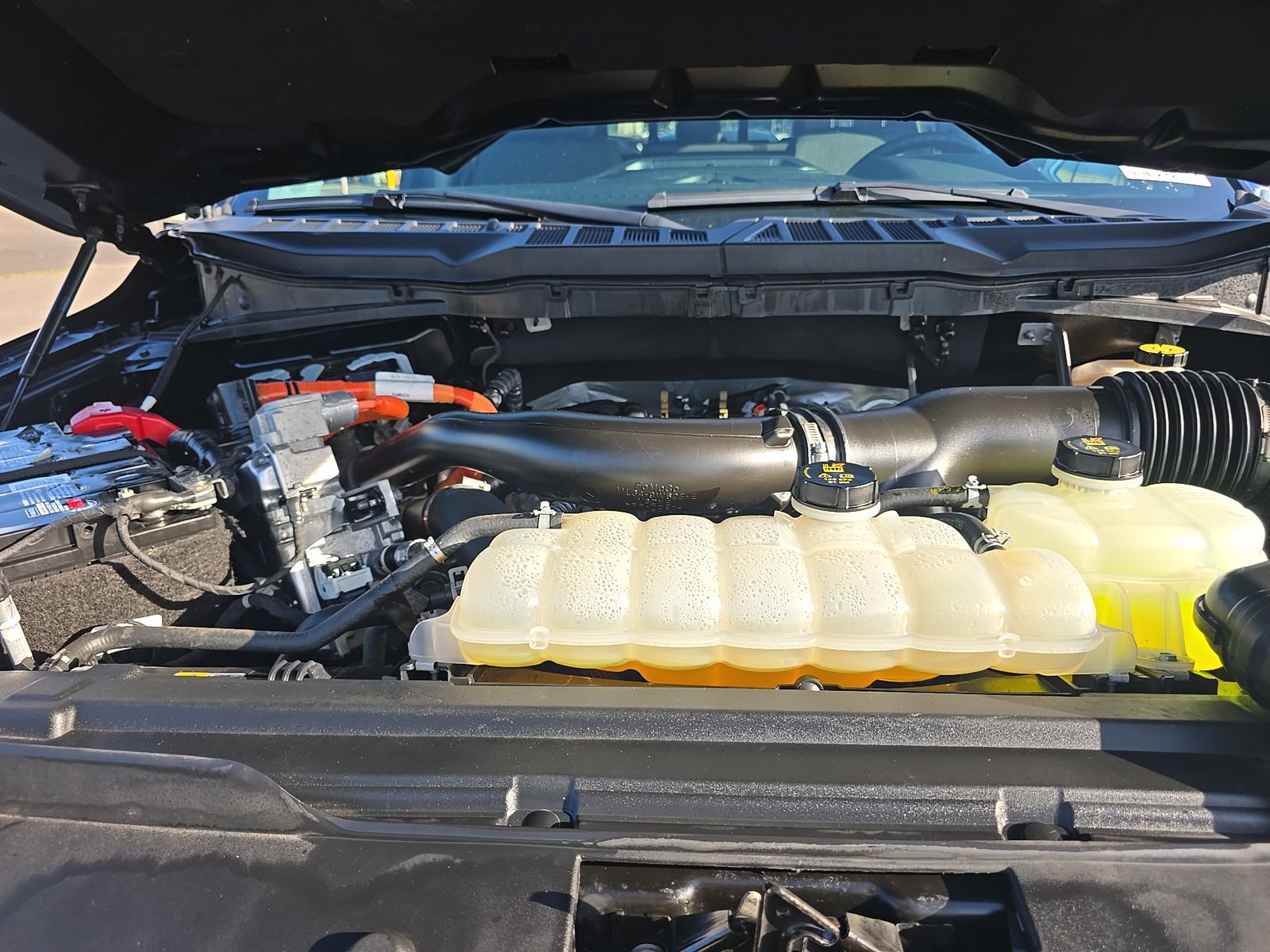 2024 Ford F-150 Hybrid XLT AWD