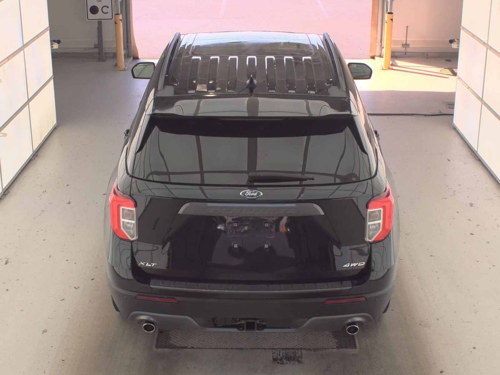 2022 Ford Explorer XLT AWD