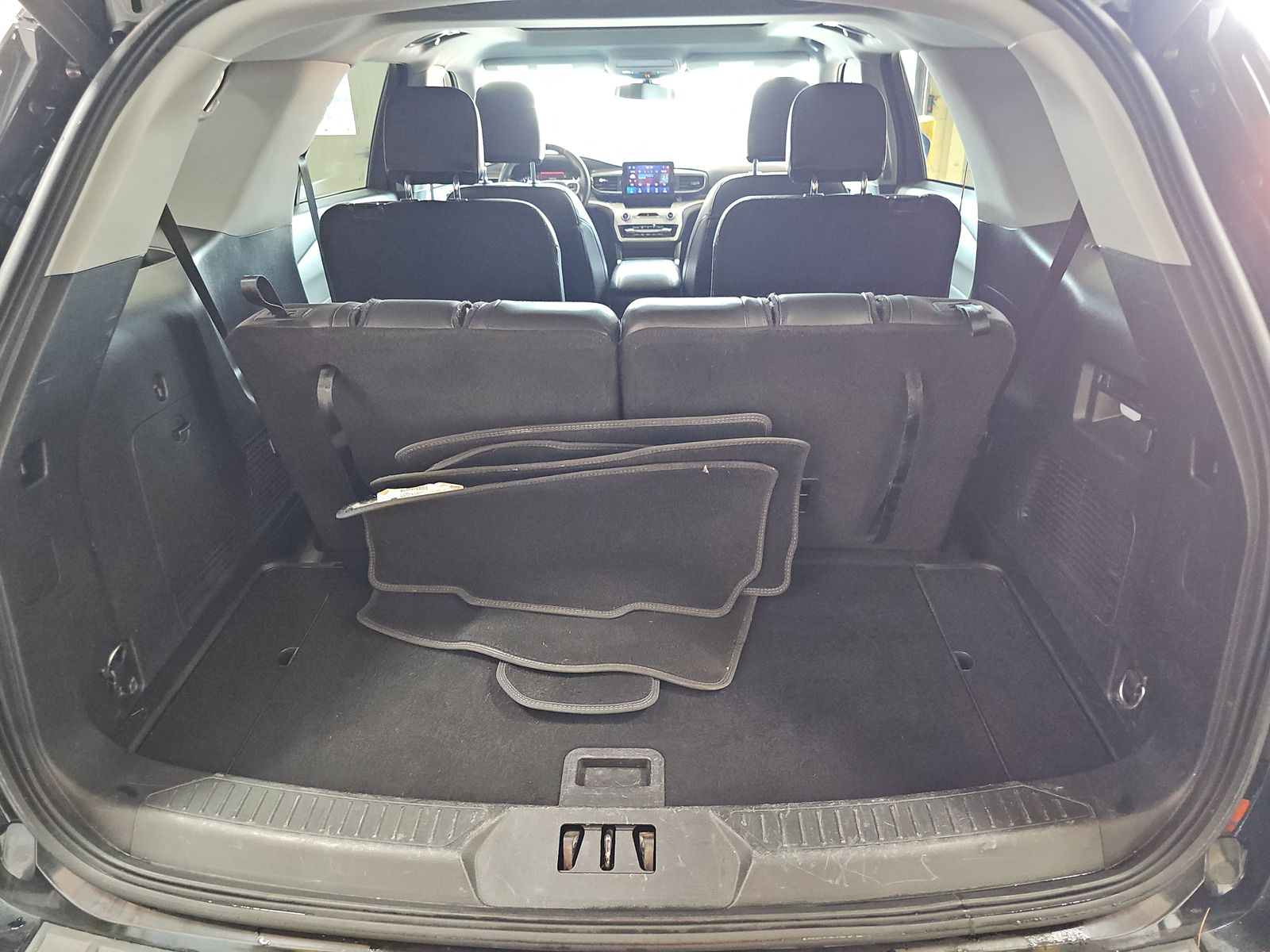 2022 Ford Explorer XLT AWD