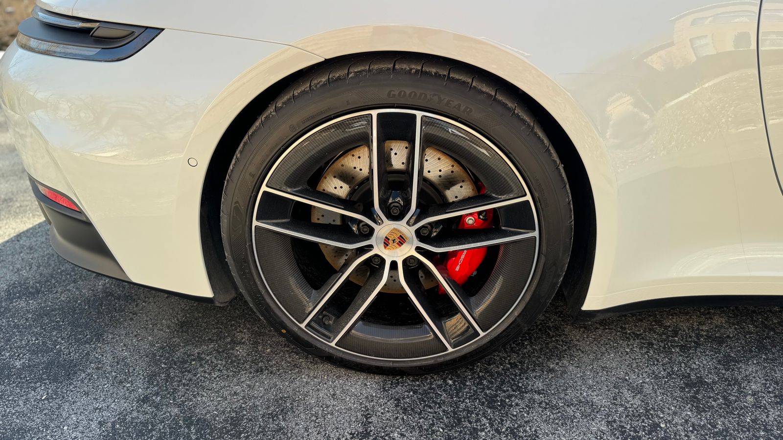2026 Porsche 911 Carrera 4 GTS AWD