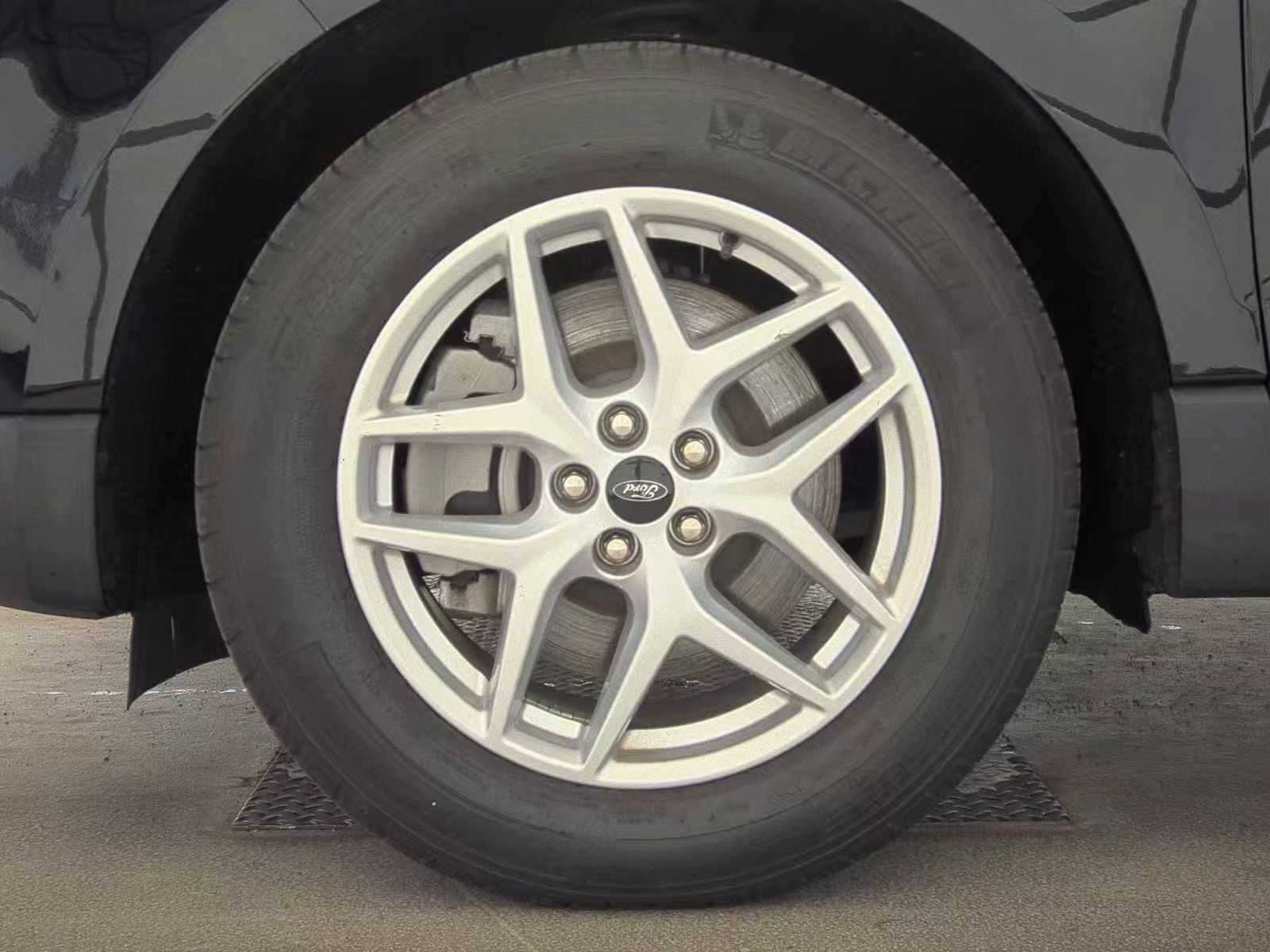 2023 Ford Edge SEL AWD