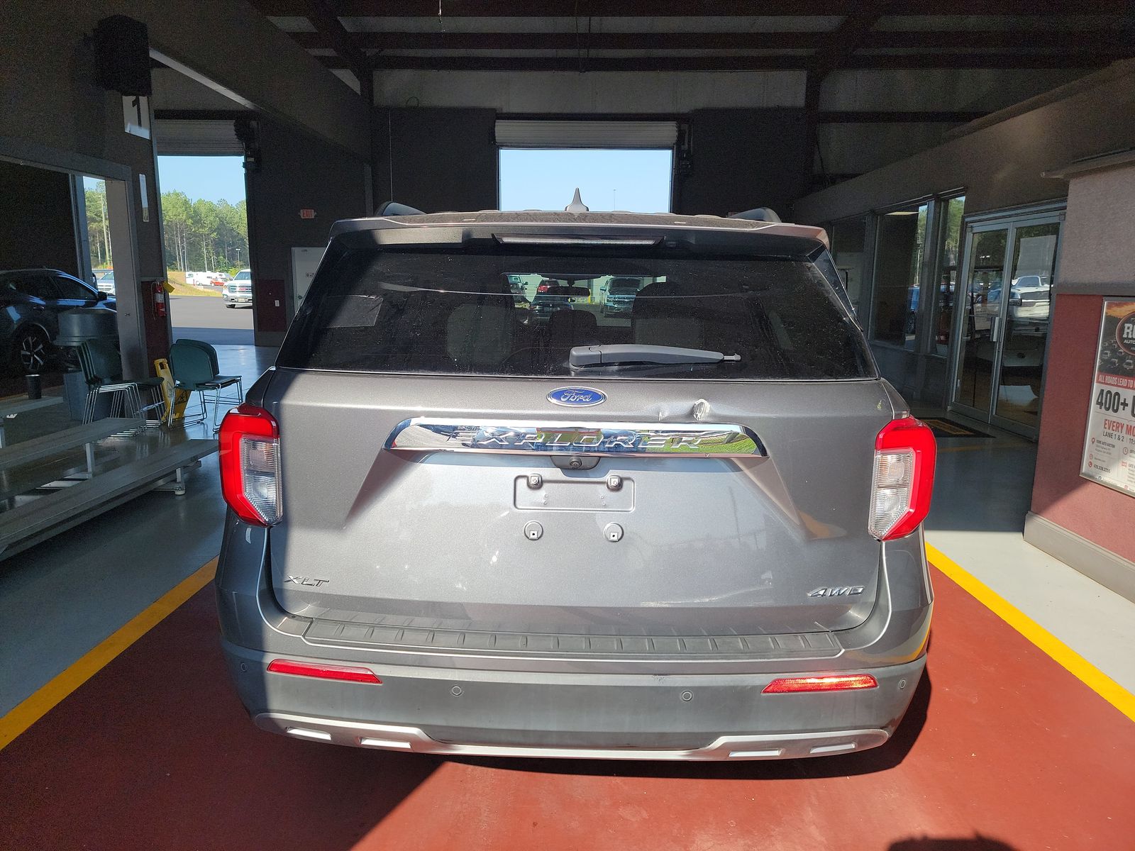 2023 Ford Explorer XLT AWD