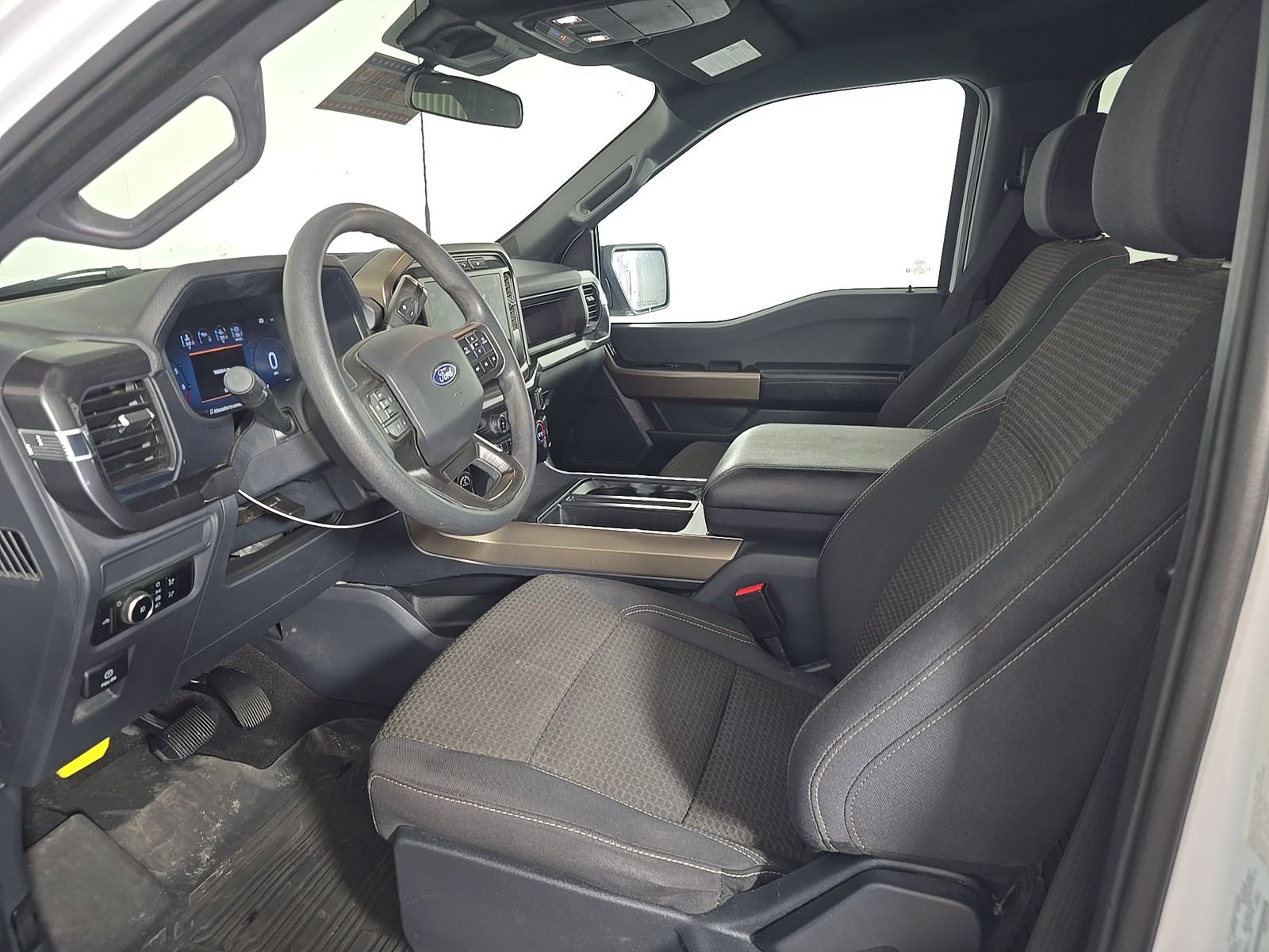 2024 Ford F-150 STX AWD