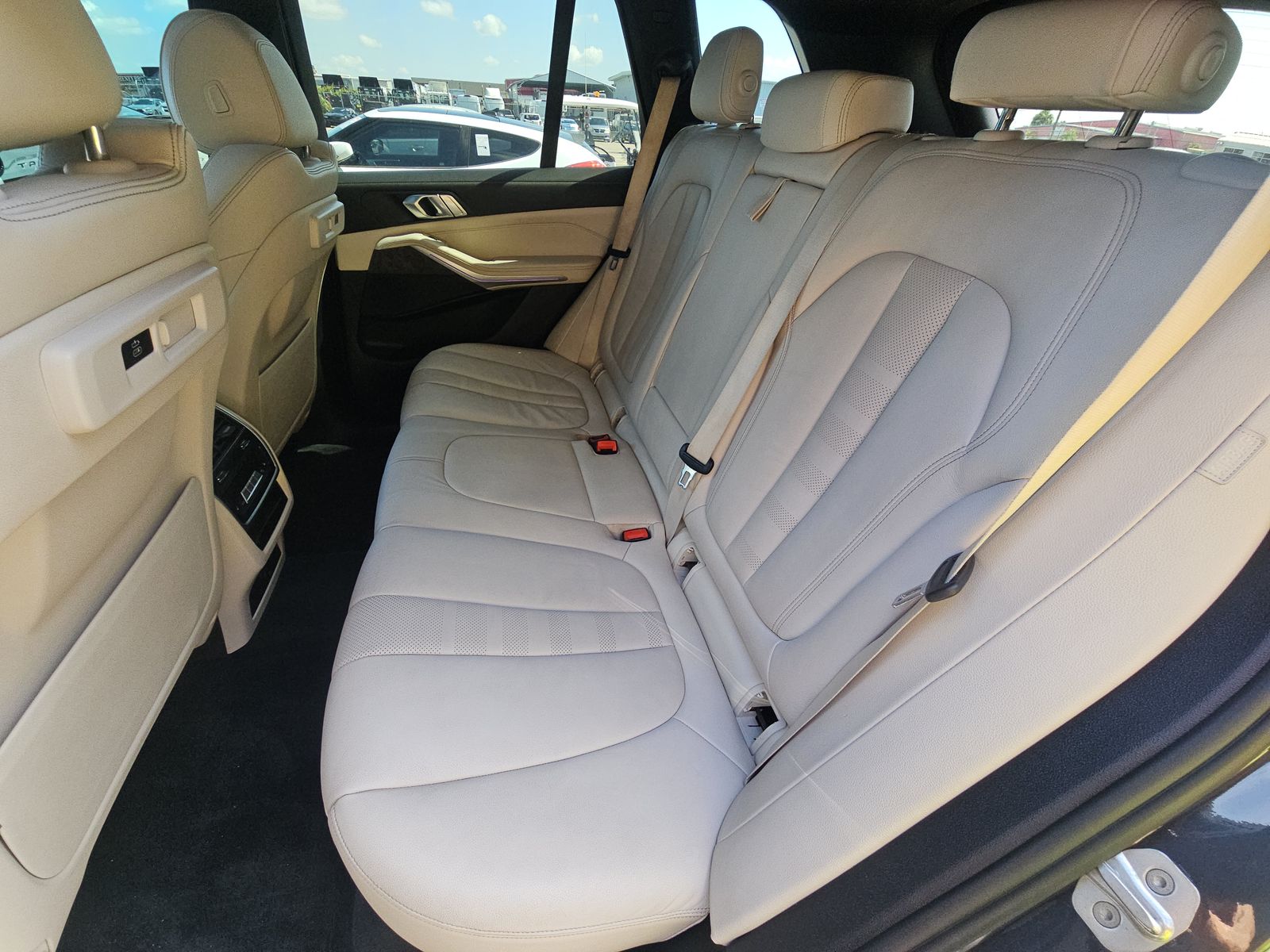 2020 BMW X5 xDrive40i AWD