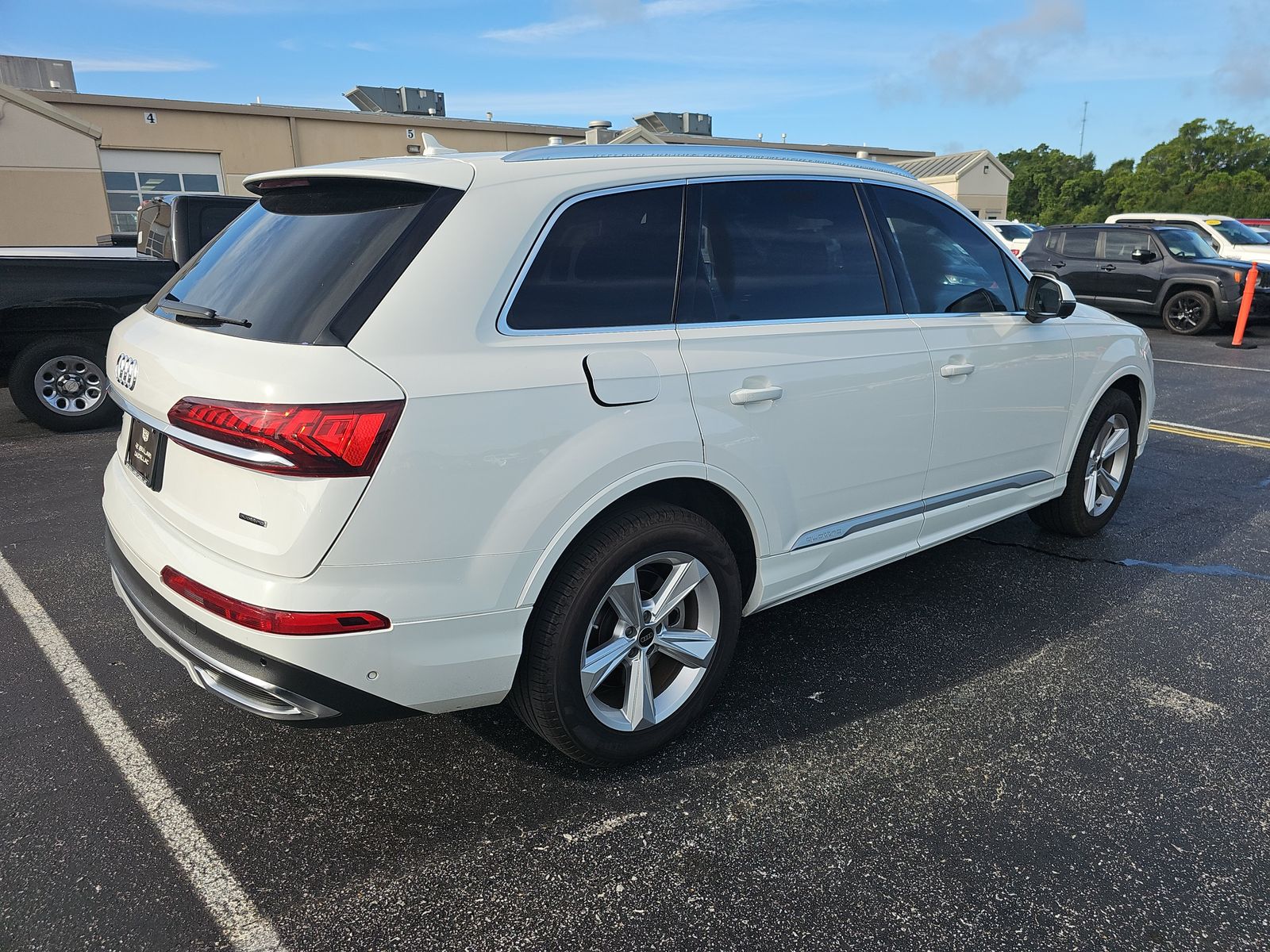 2023 Audi Q7 Premium Plus AWD