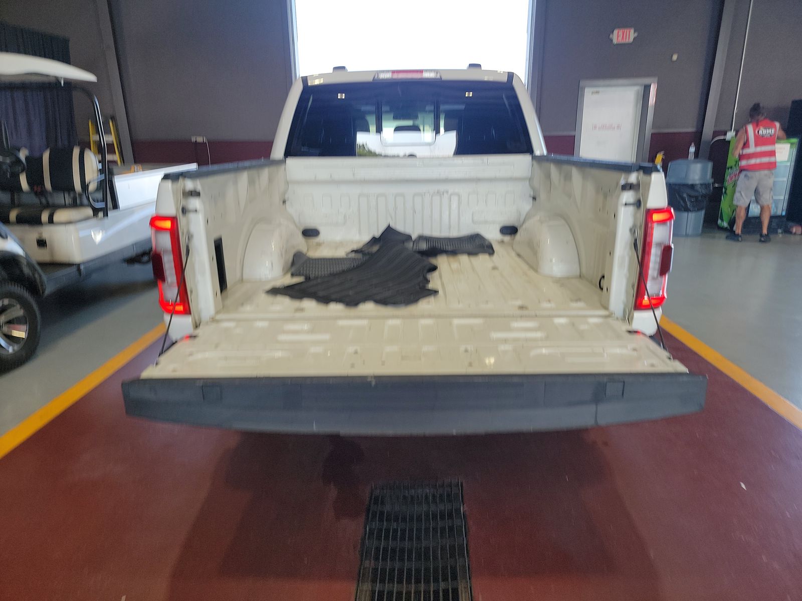 2023 Ford F-150 Lariat AWD