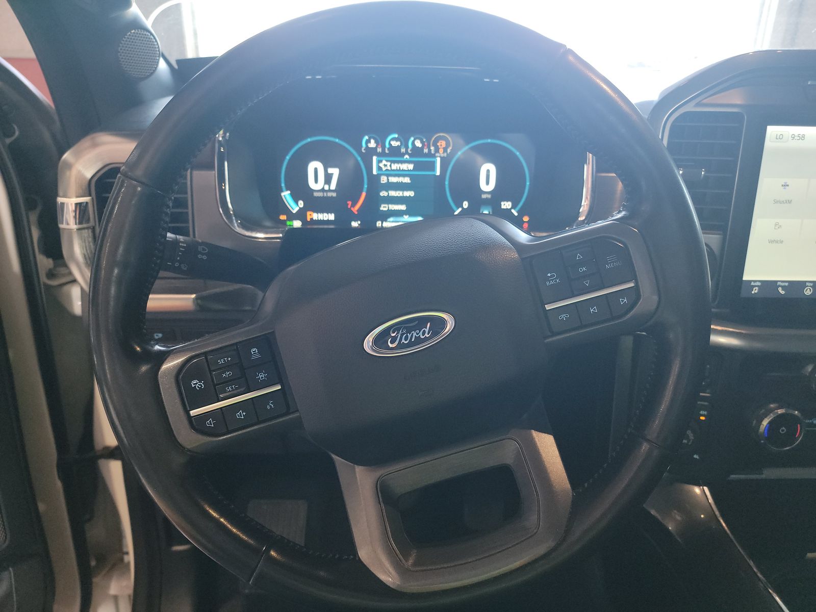 2023 Ford F-150 Lariat AWD