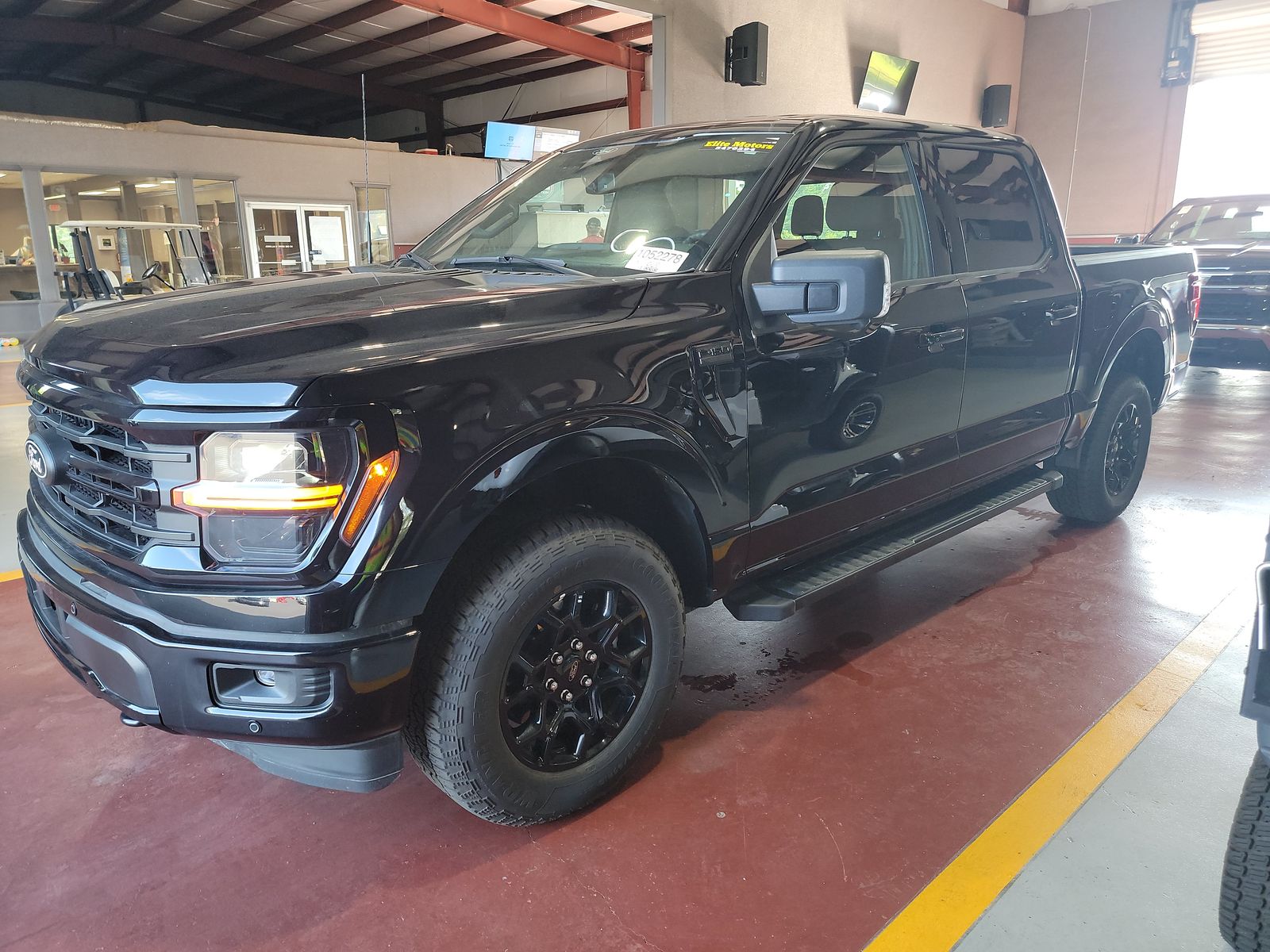 2025 Ford F-150 XLT AWD