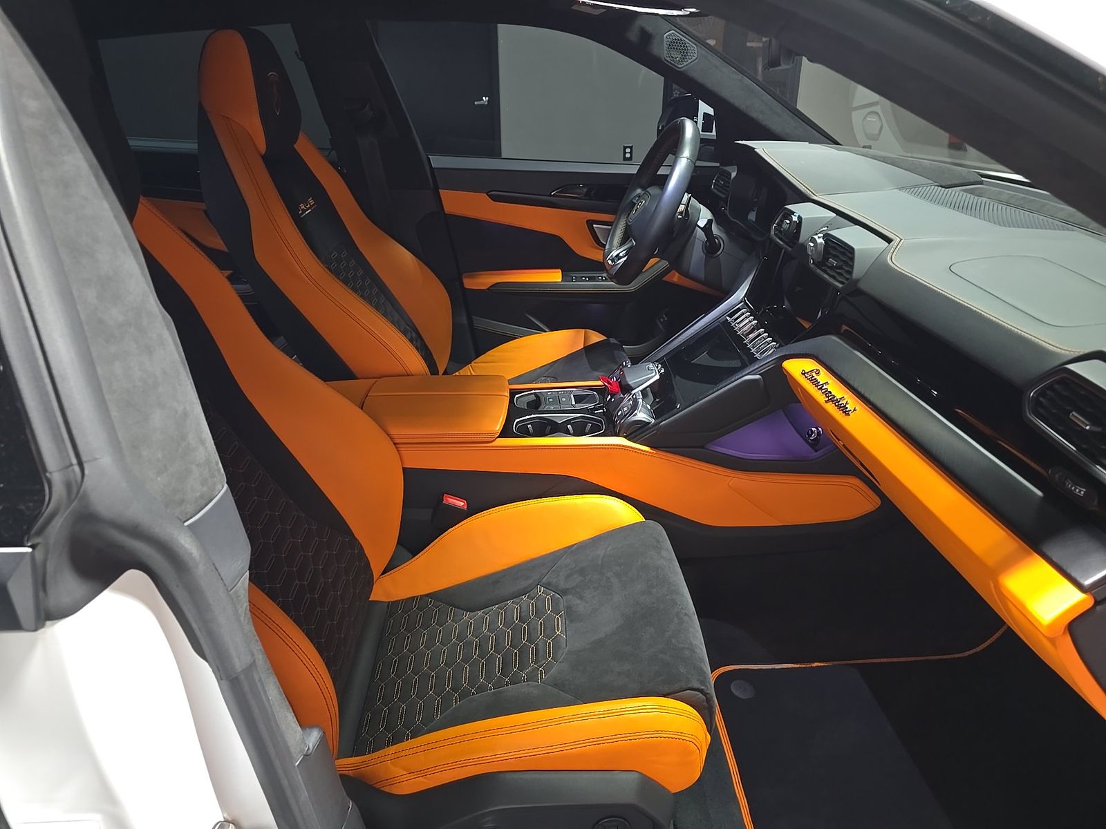 2022 Lamborghini Urus Pearl Capsule AWD