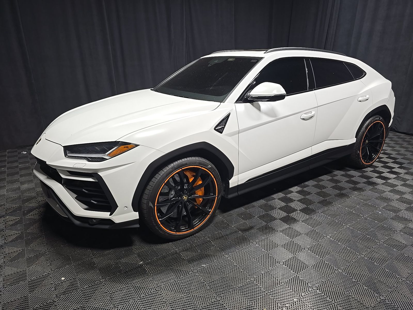 2022 Lamborghini Urus Pearl Capsule AWD