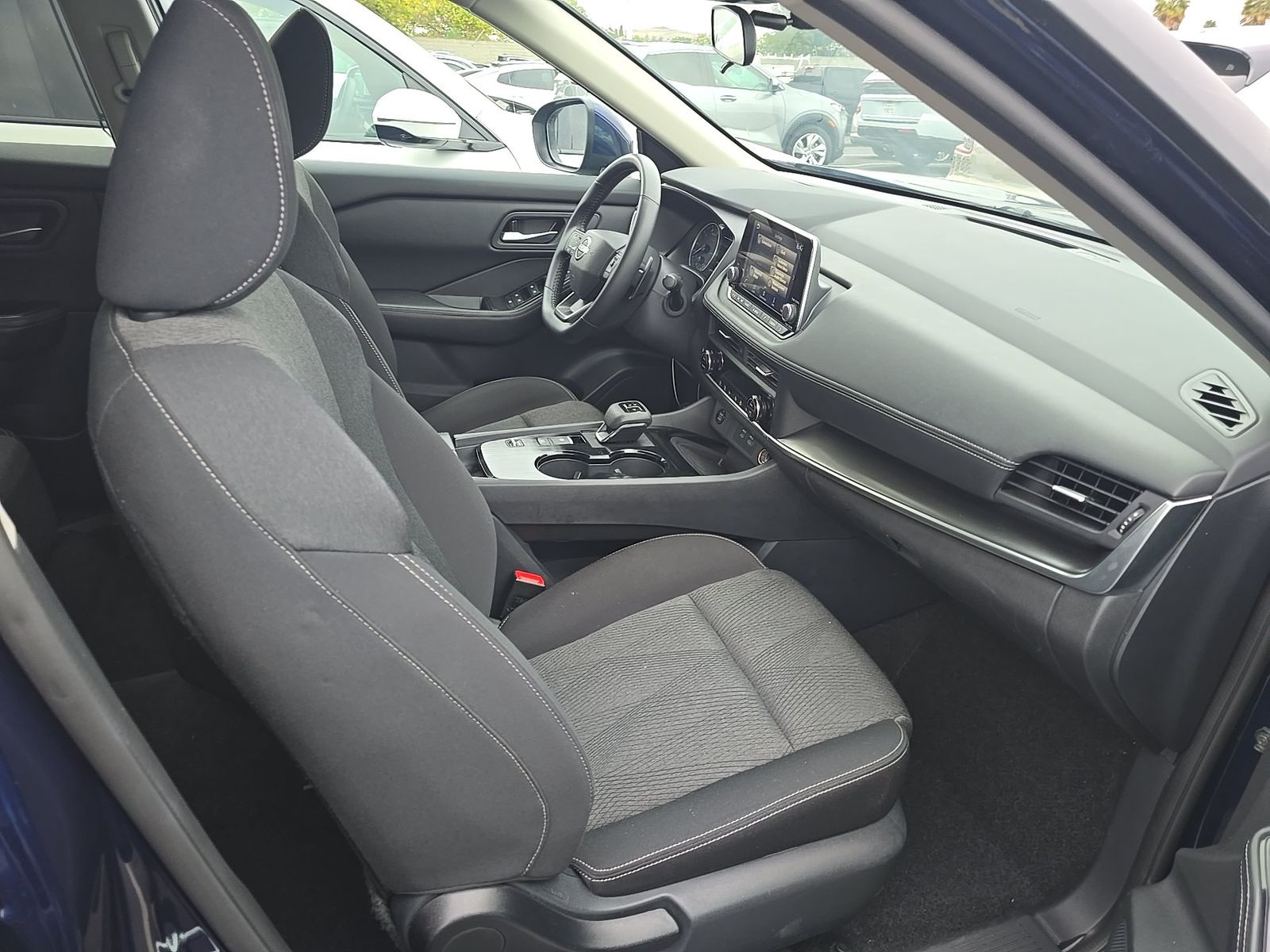 2025 Nissan Rogue SV FWD