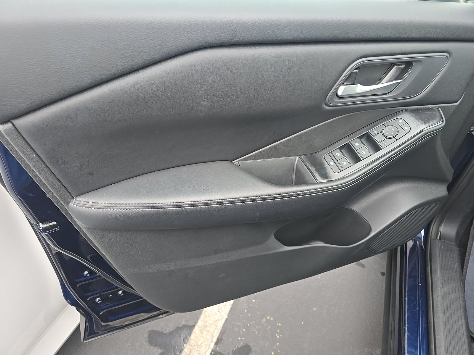 2025 Nissan Rogue SV FWD