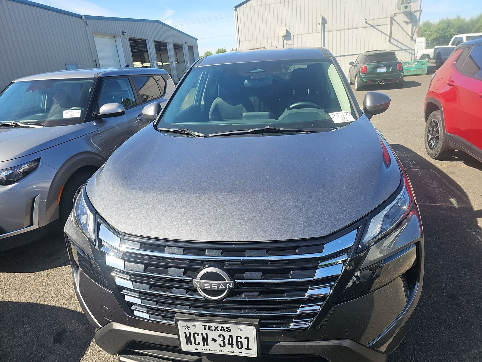 2025 Nissan Rogue SV FWD