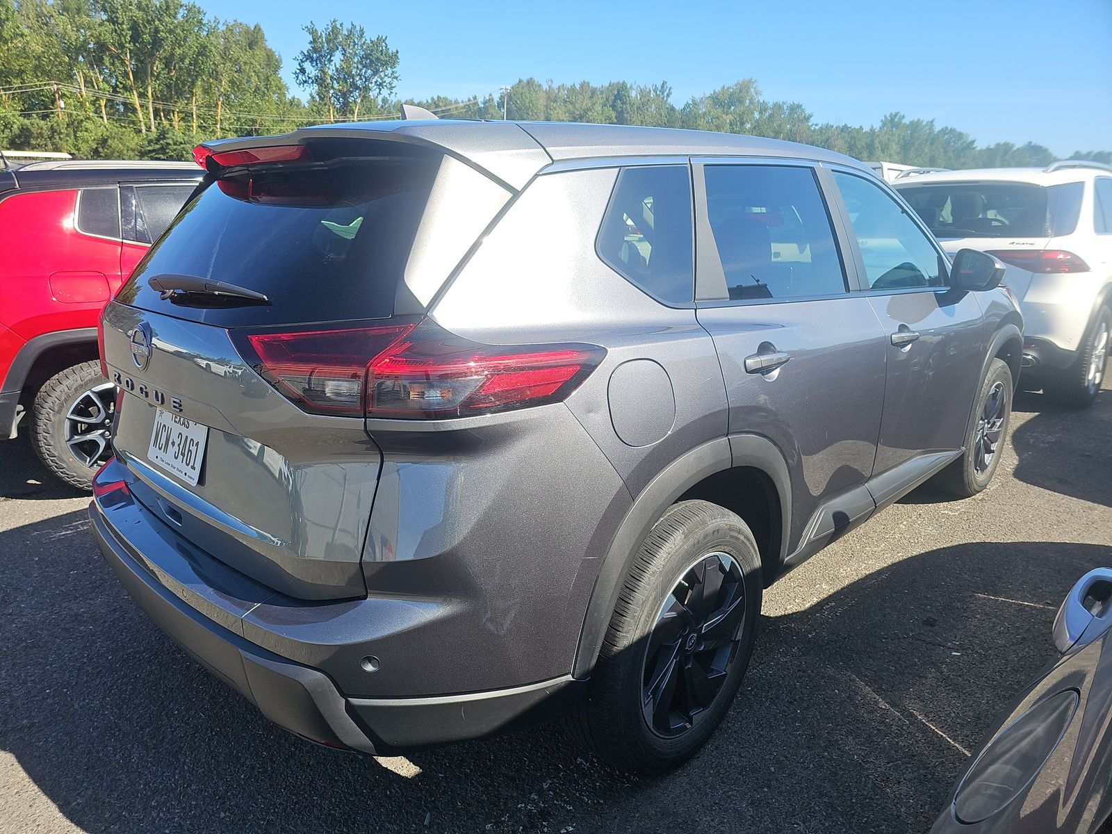 2025 Nissan Rogue SV FWD