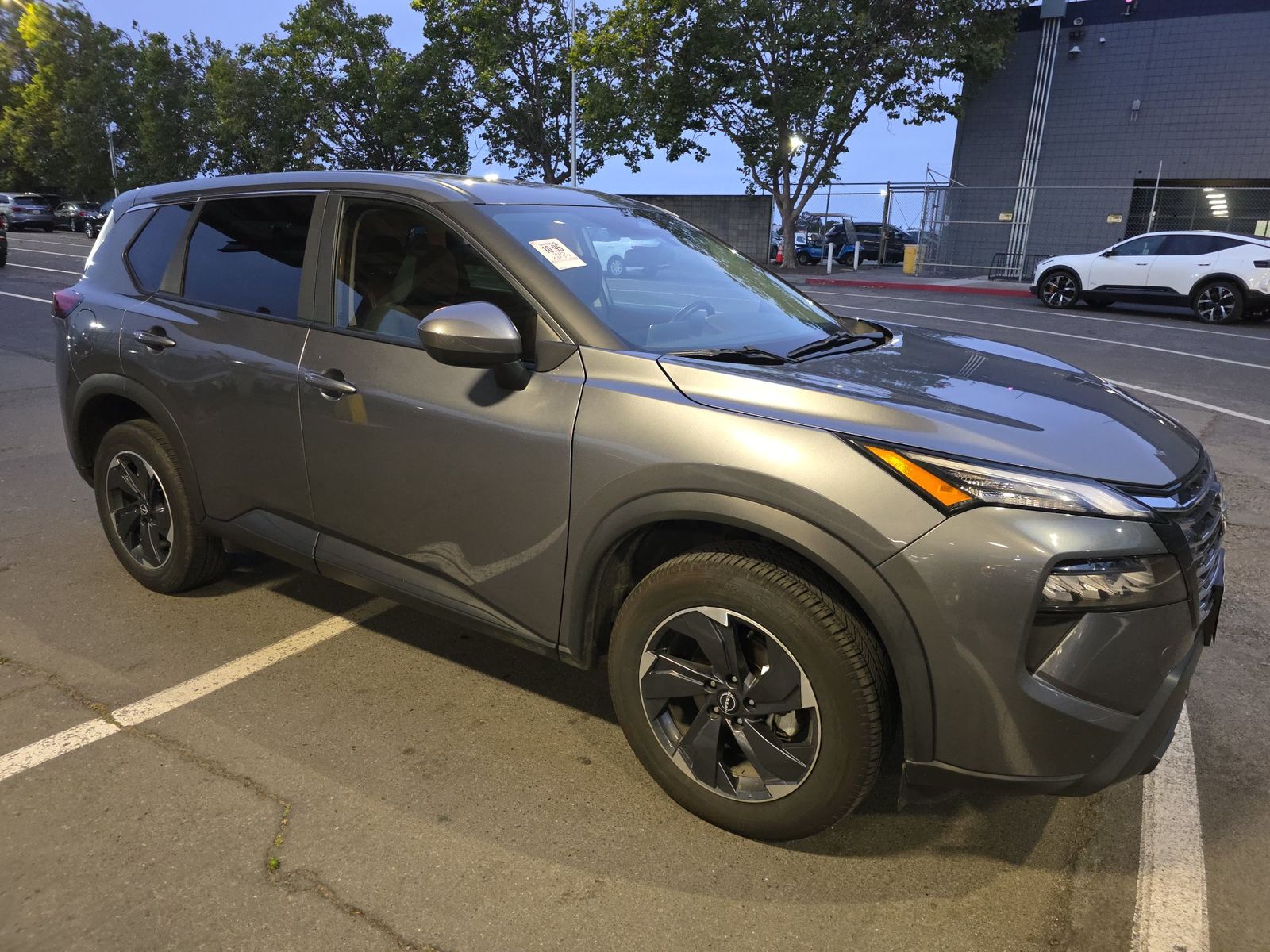 2025 Nissan Rogue SV FWD