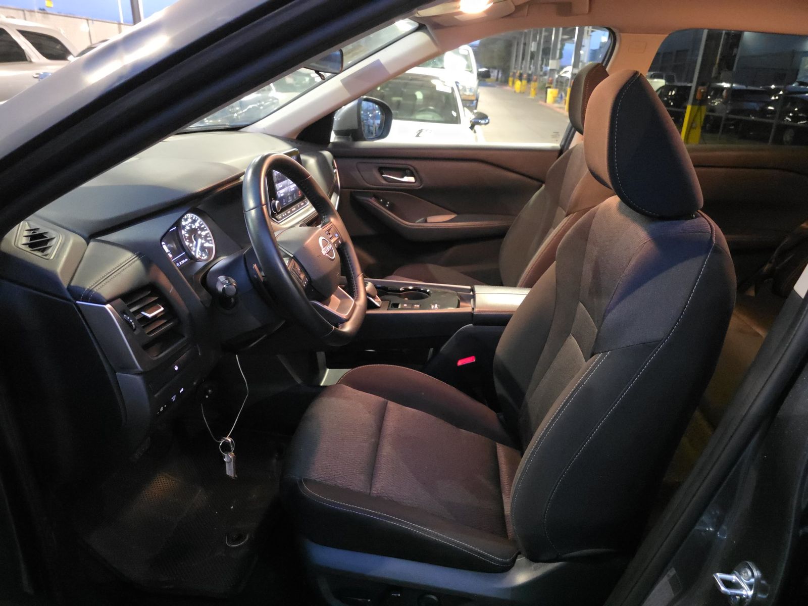 2025 Nissan Rogue SV FWD