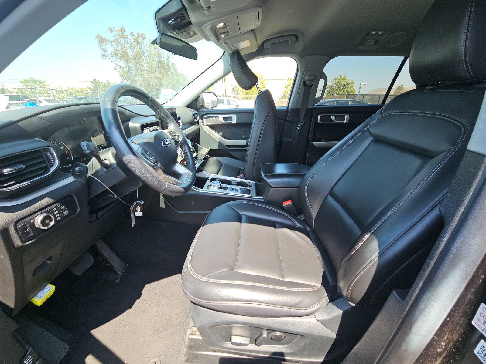 2023 Ford Explorer XLT RWD