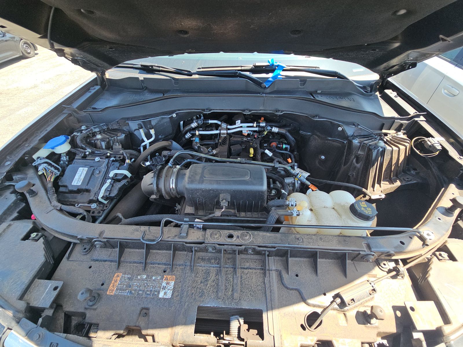 2023 Ford Explorer XLT RWD