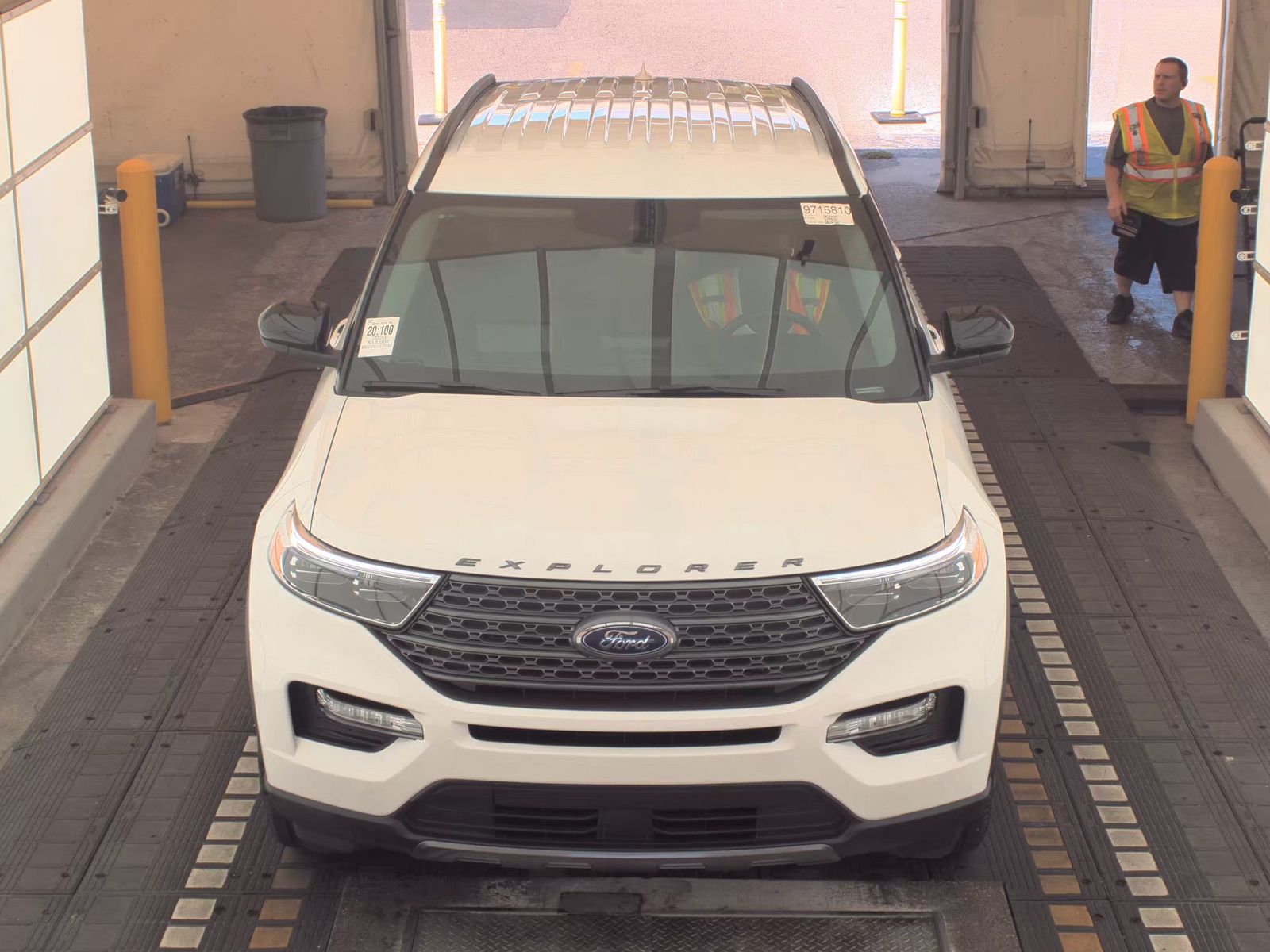 2023 Ford Explorer XLT FWD