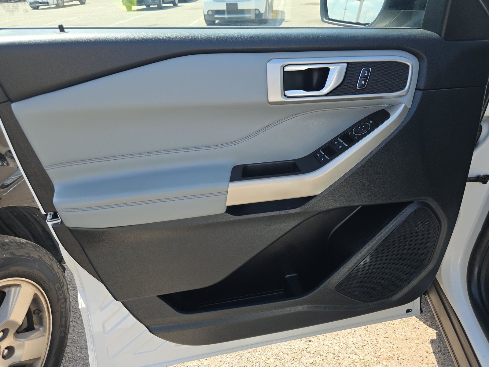 2023 Ford Explorer XLT FWD
