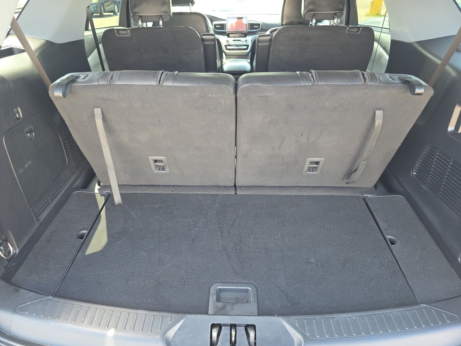 2023 Ford Explorer XLT FWD