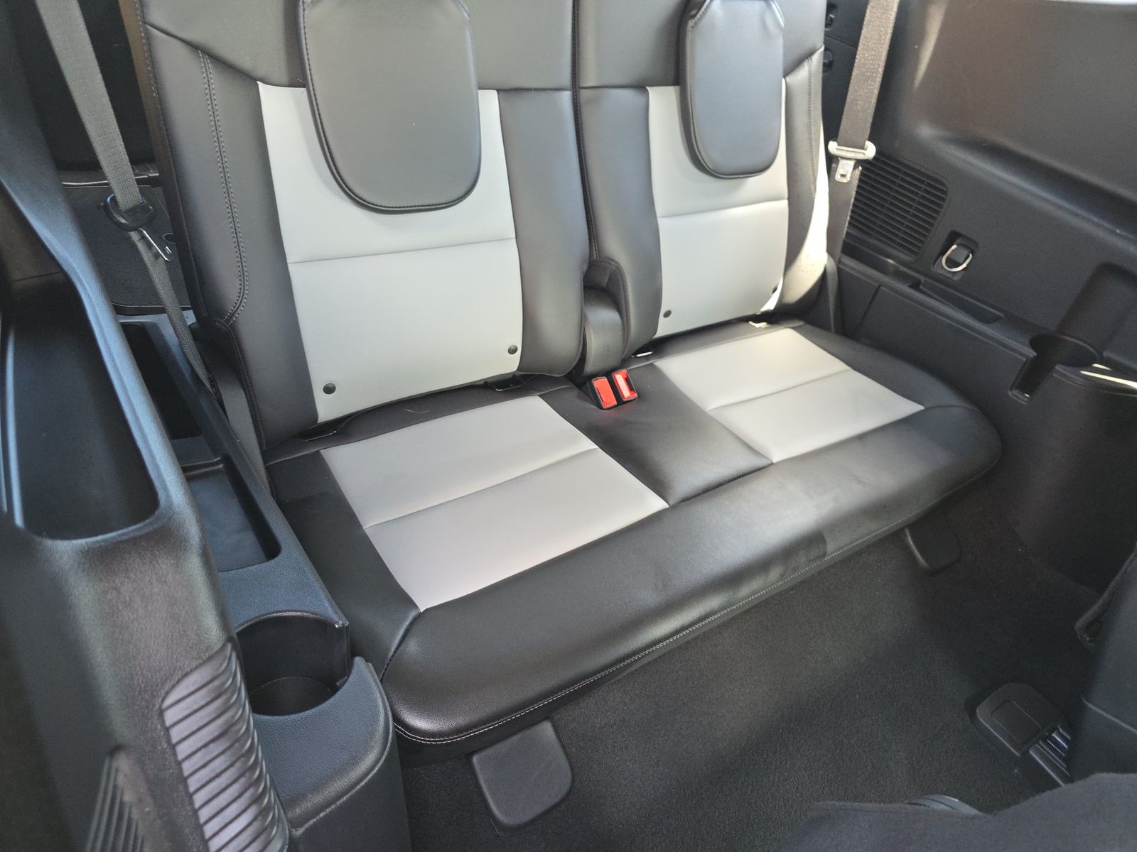 2023 Ford Explorer XLT FWD