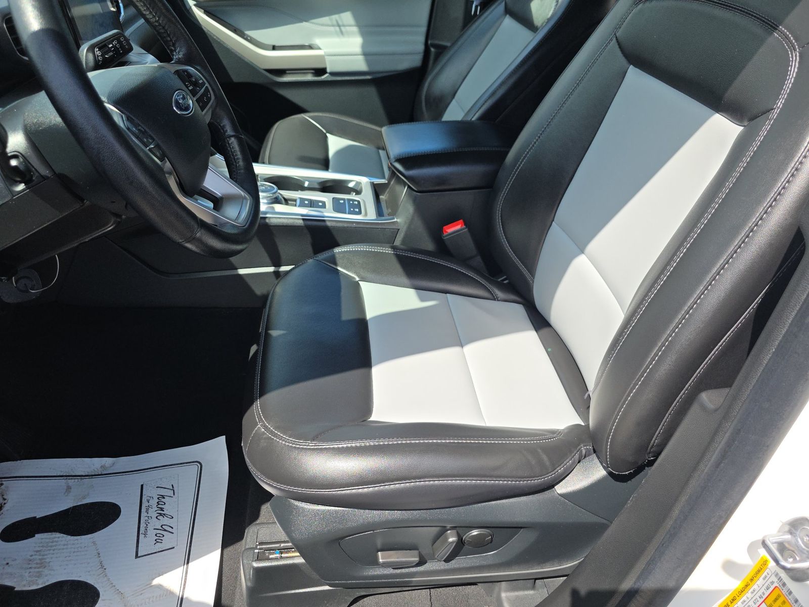 2023 Ford Explorer XLT FWD