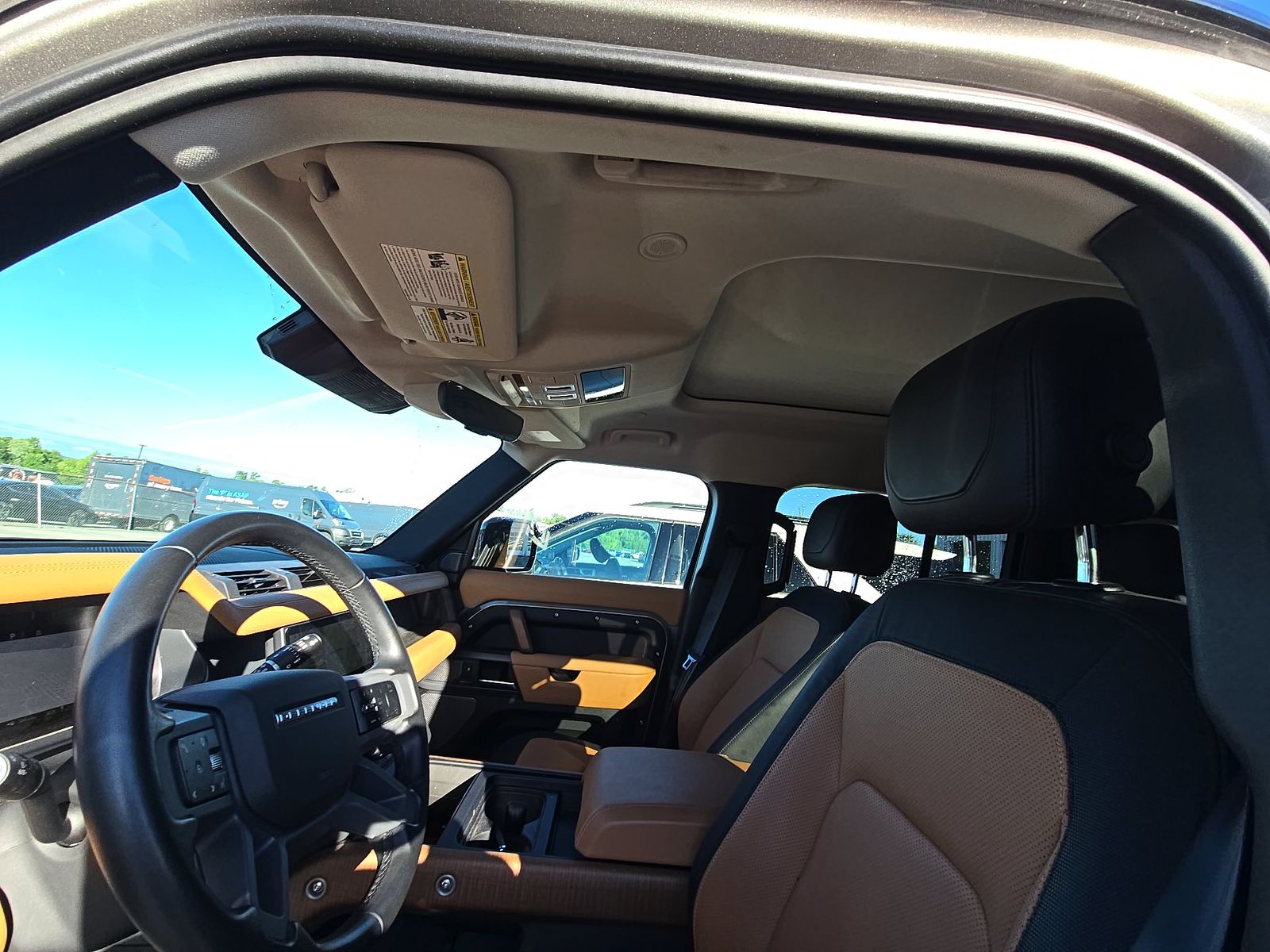 2023 Land Rover Defender 110 X-Dynamic SE FWD
