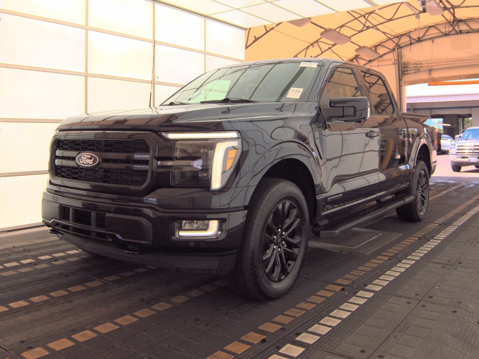 2024 Ford F-150 Hybrid Lariat AWD