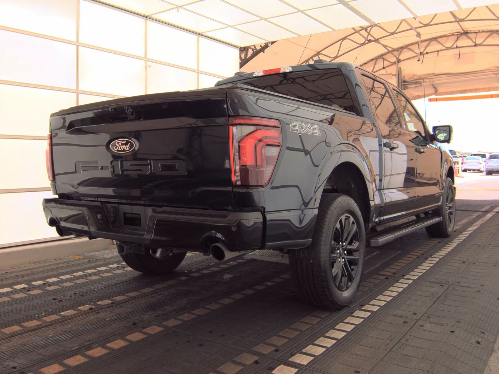 2024 Ford F-150 Hybrid Lariat AWD