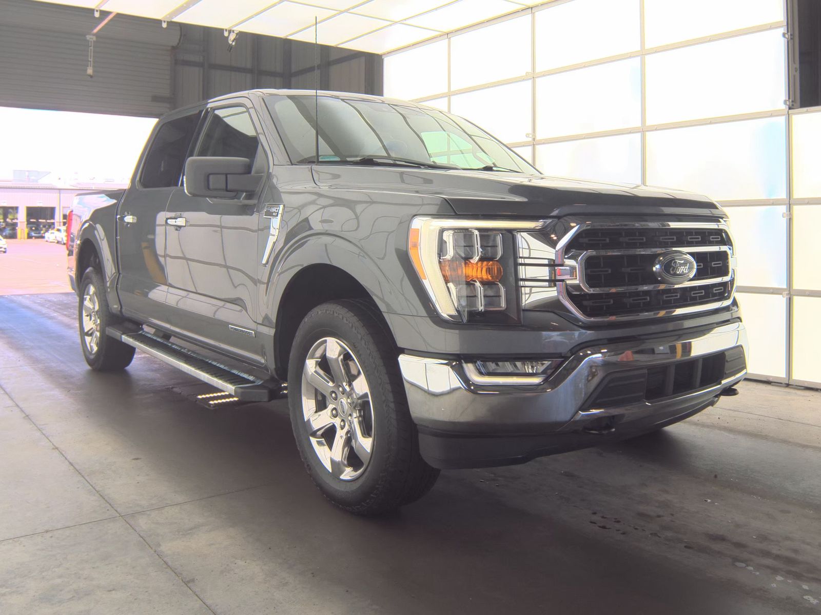 2023 Ford F-150 Hybrid XLT AWD