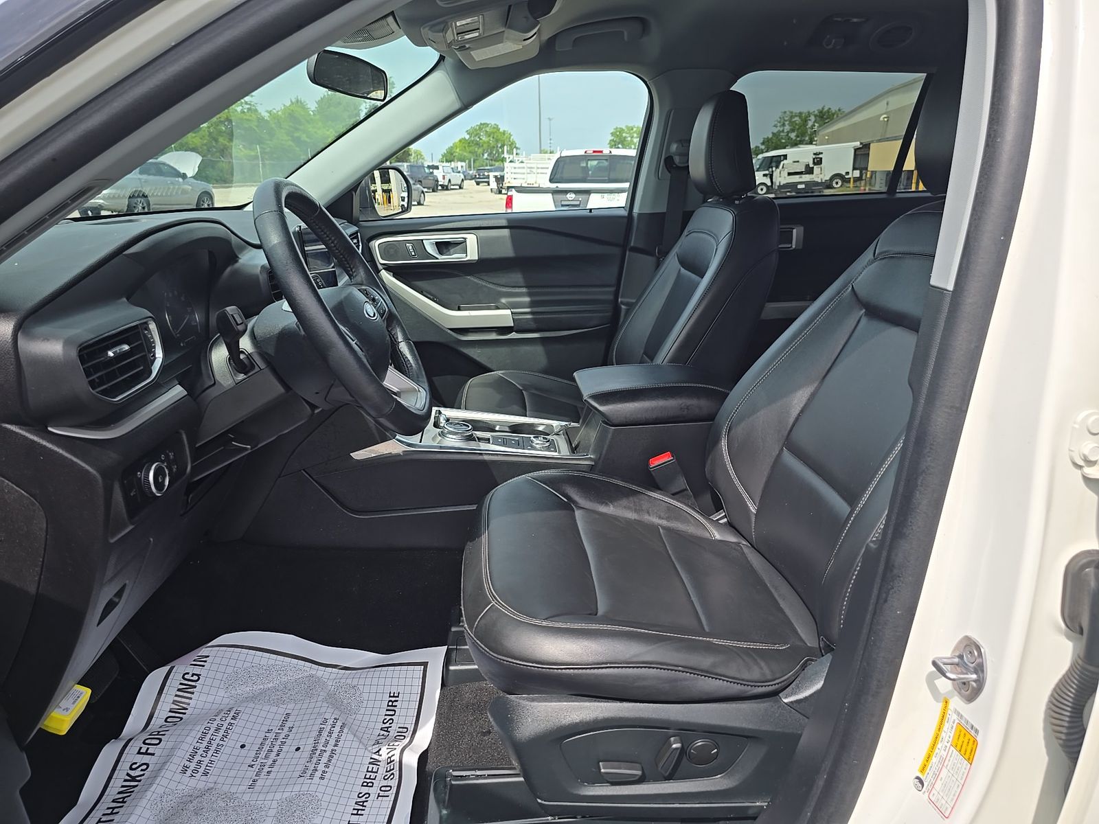 2024 Ford Explorer XLT AWD