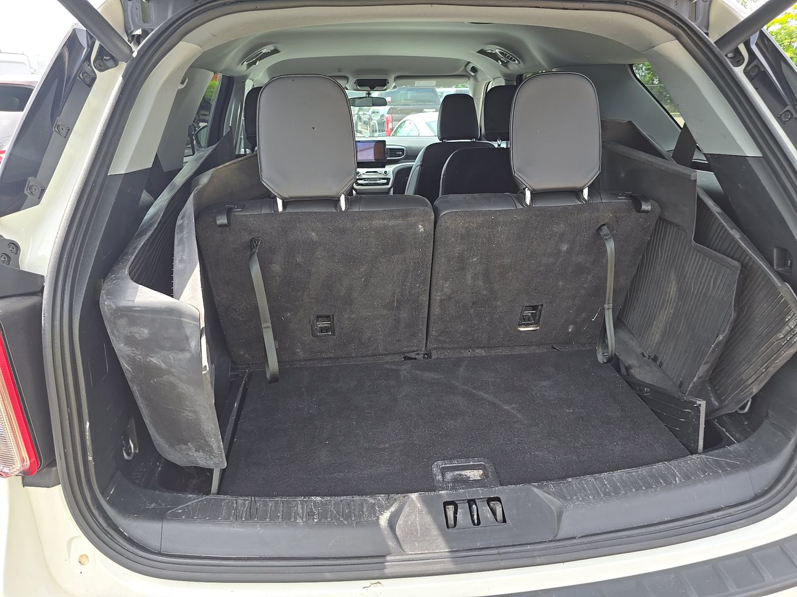 2024 Ford Explorer XLT AWD