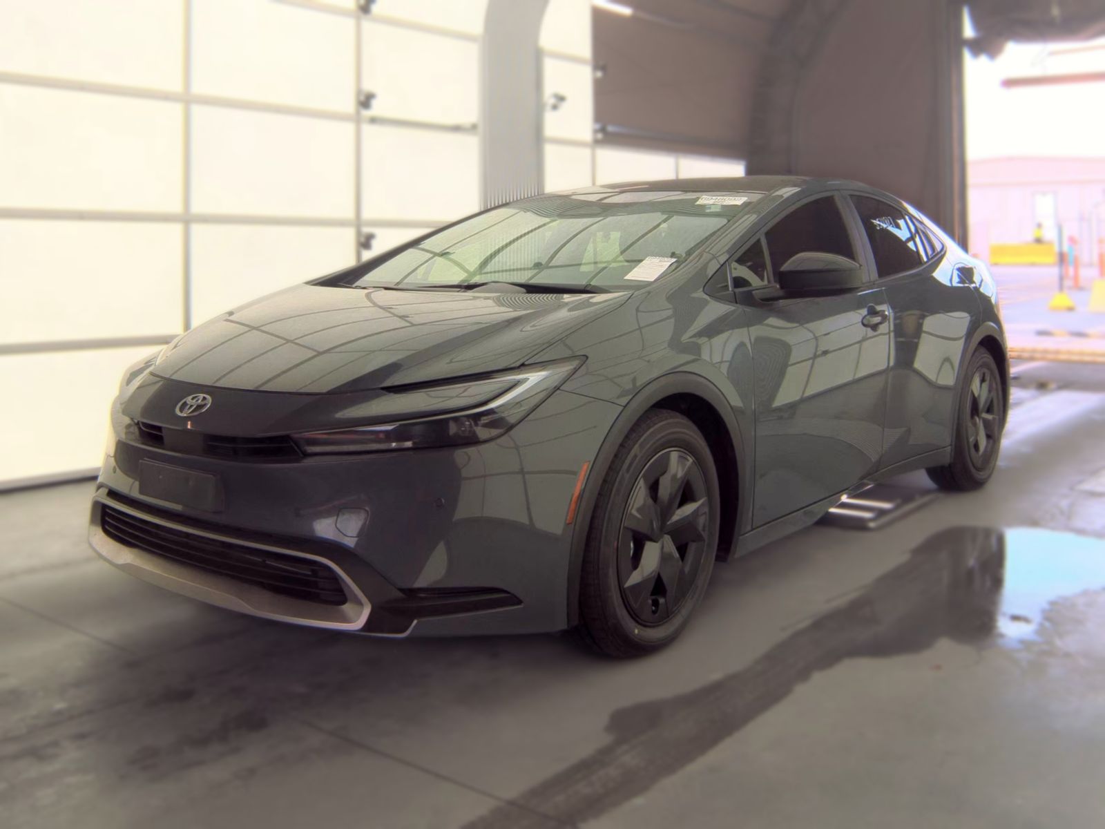 2026 Toyota Prius Plug-In Hybrid SE FWD