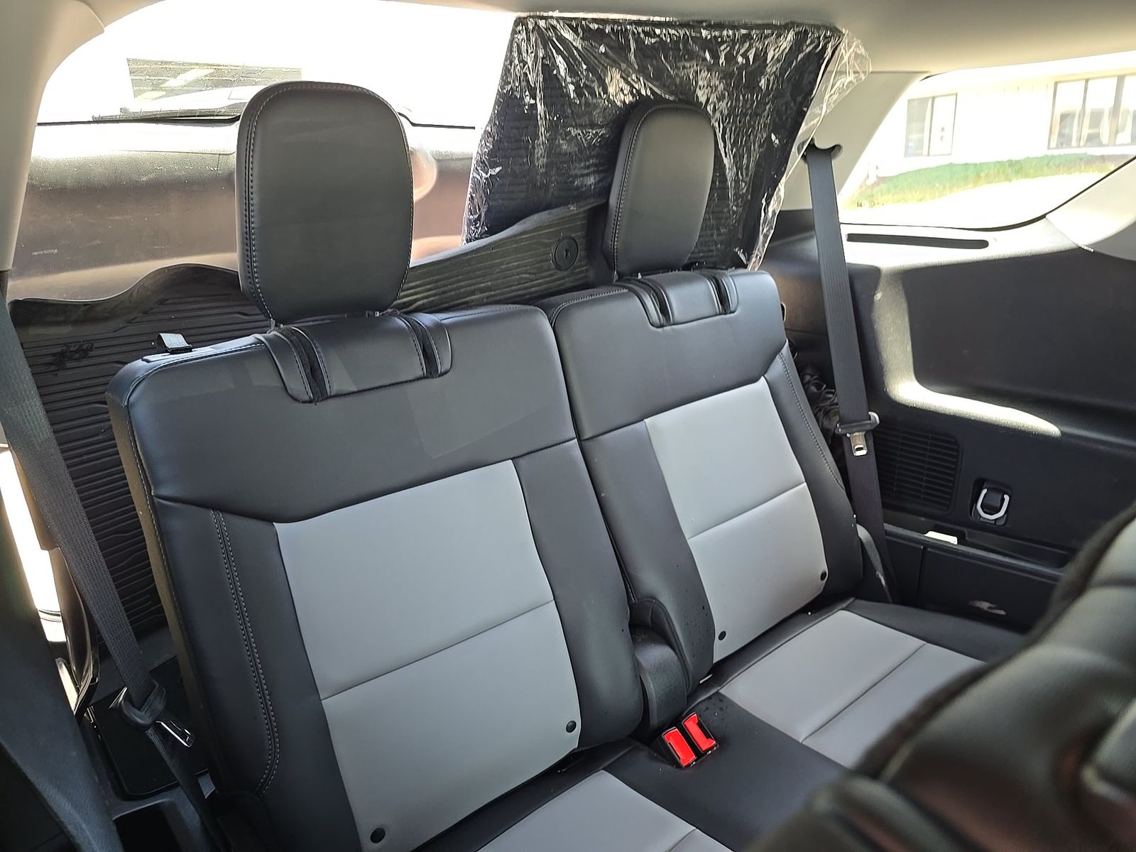 2023 Ford Explorer XLT AWD