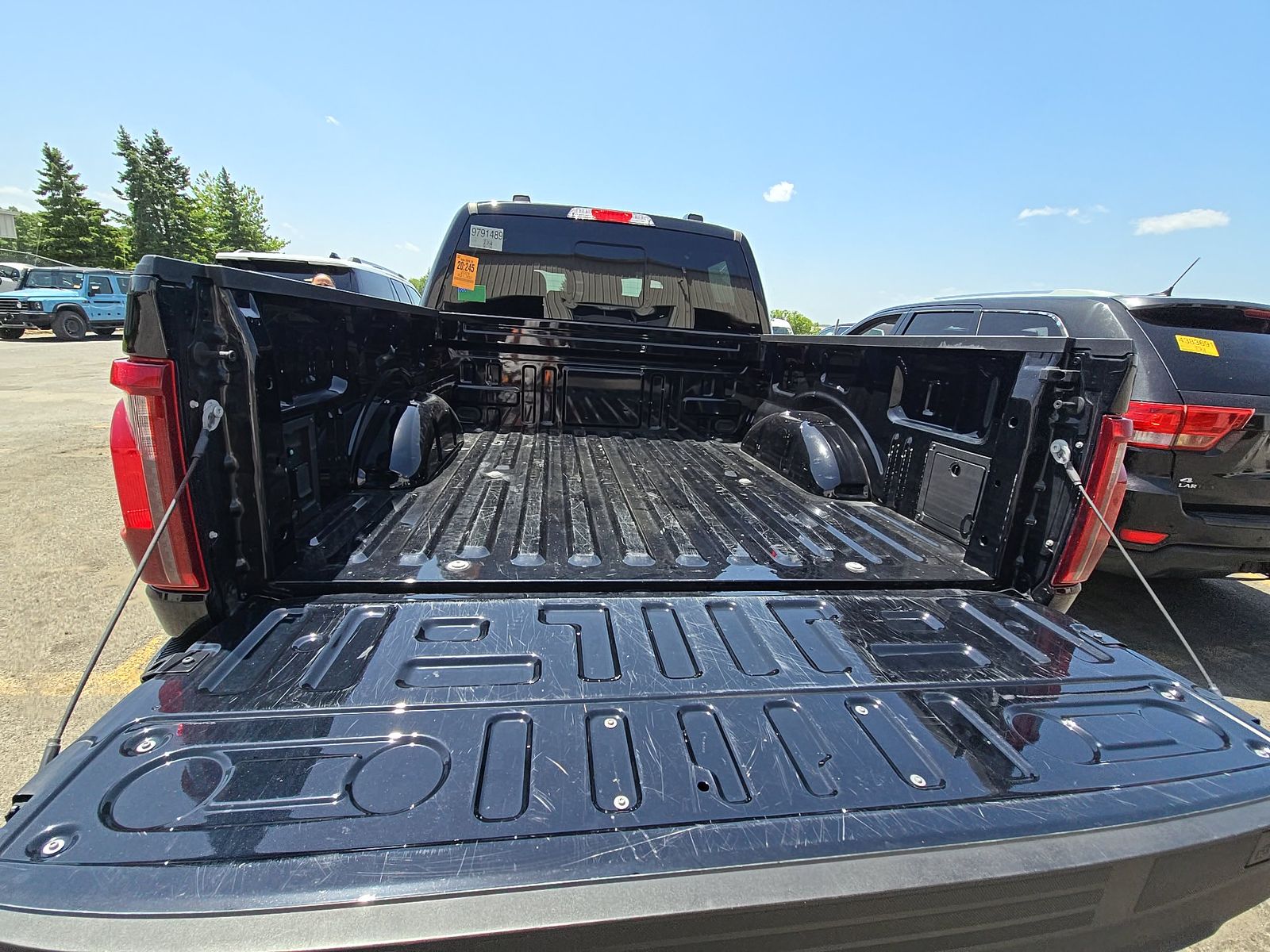 2024 Ford F-150 Hybrid XLT AWD