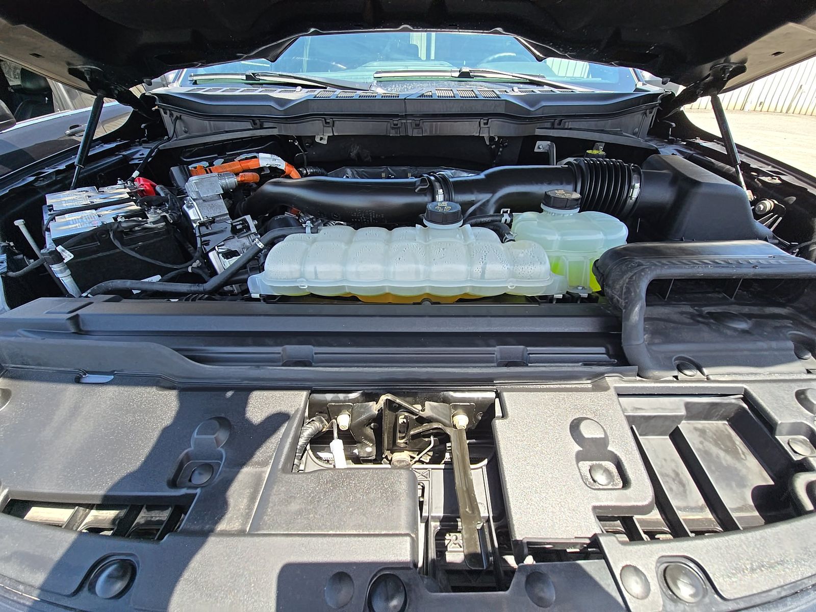 2024 Ford F-150 Hybrid XLT AWD