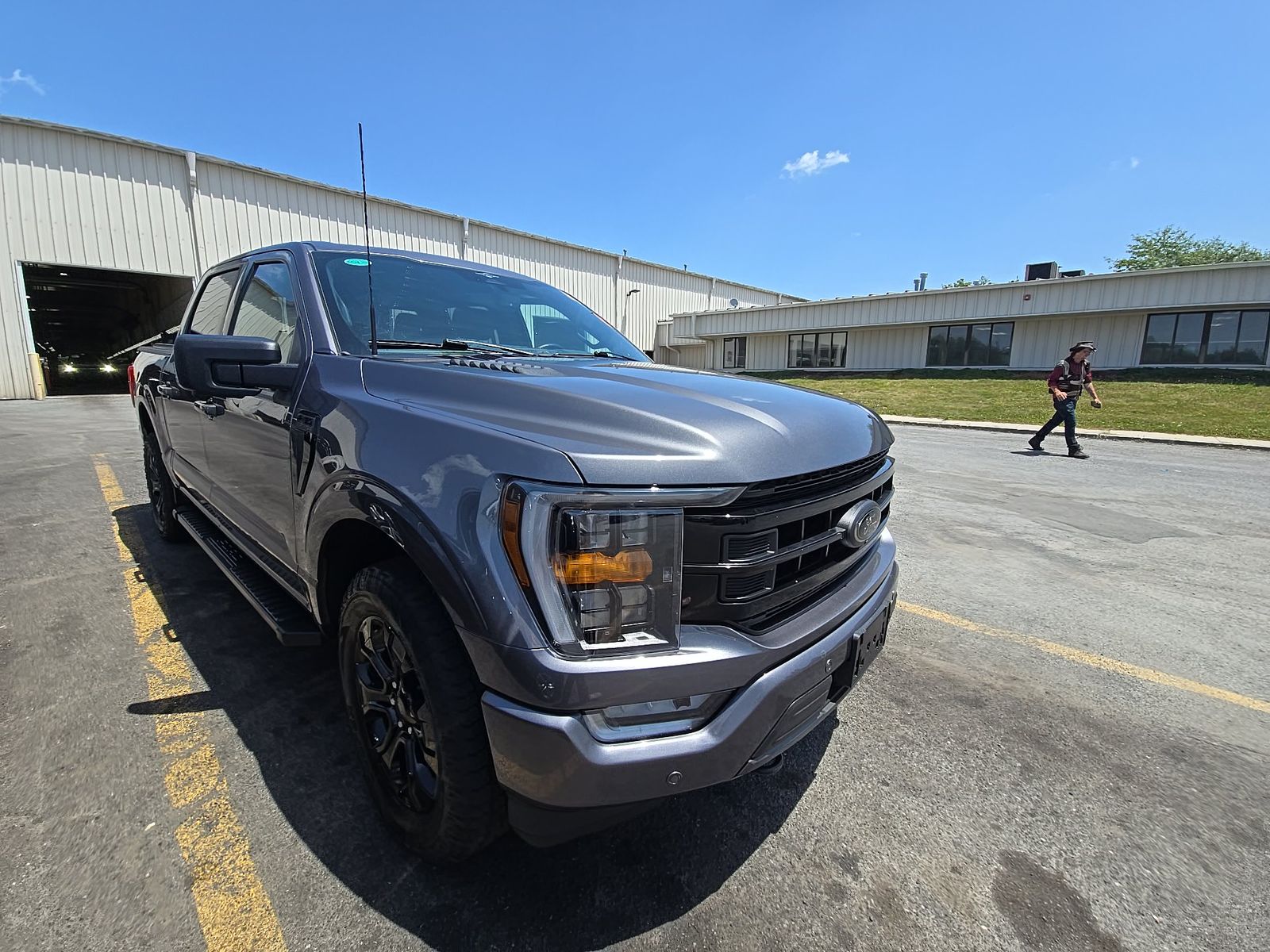 2023 Ford F-150 XLT AWD