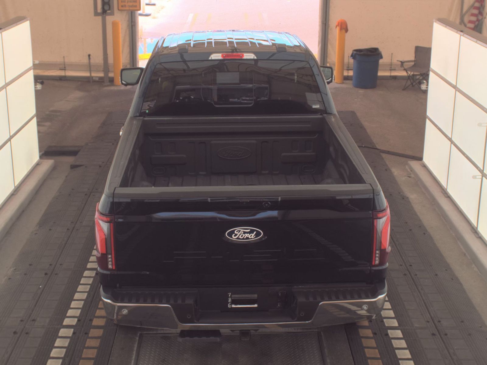 2025 Ford F-150 Hybrid Lariat AWD