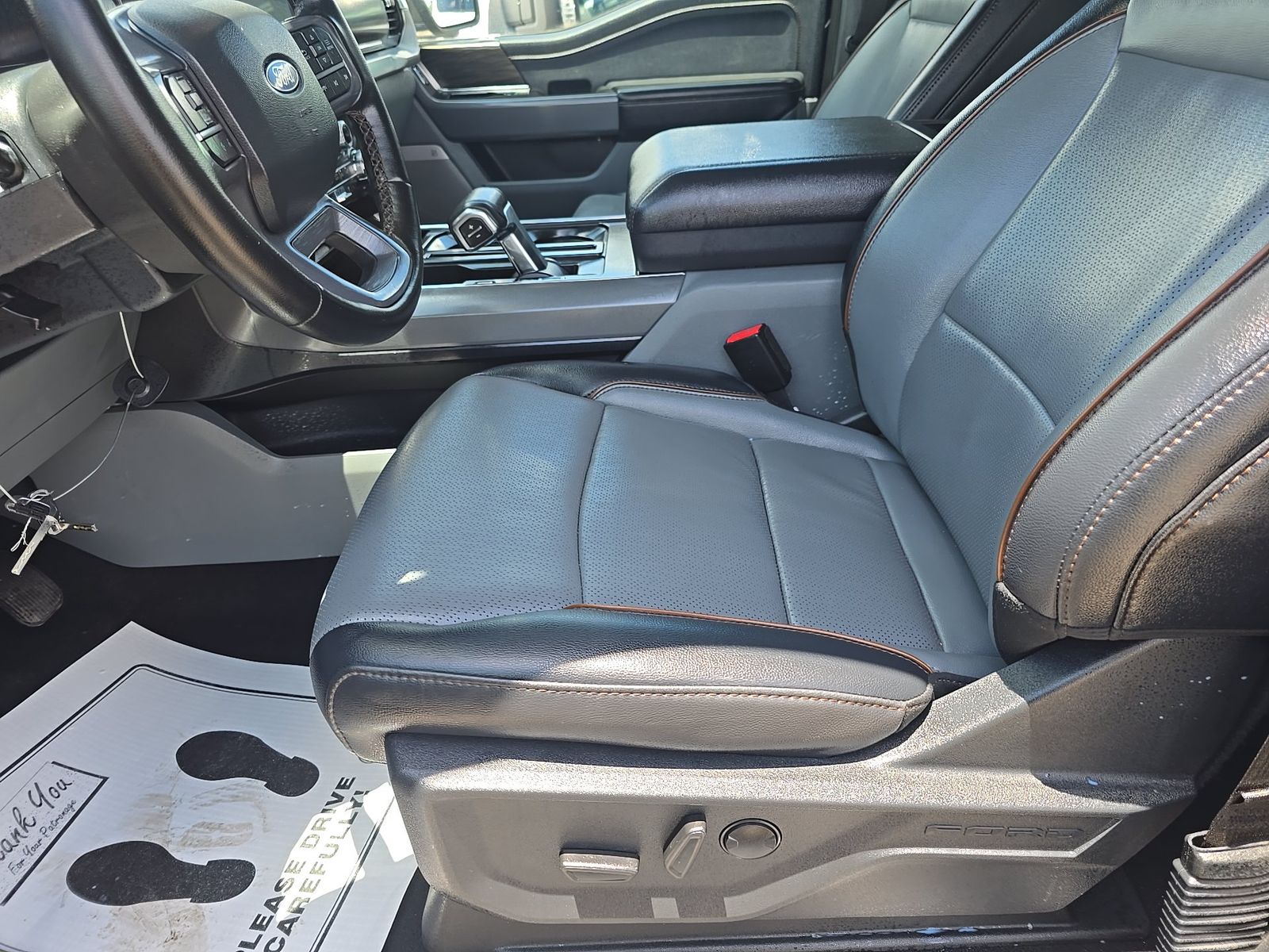 2025 Ford F-150 Hybrid Lariat AWD