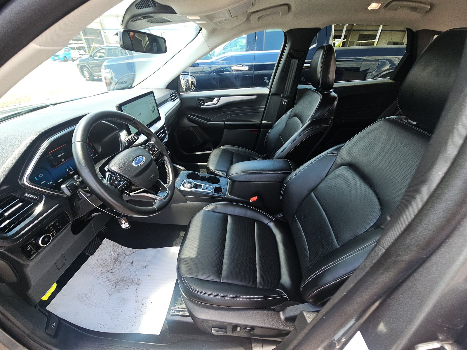 2025 Ford Escape Hybrid Platinum FWD