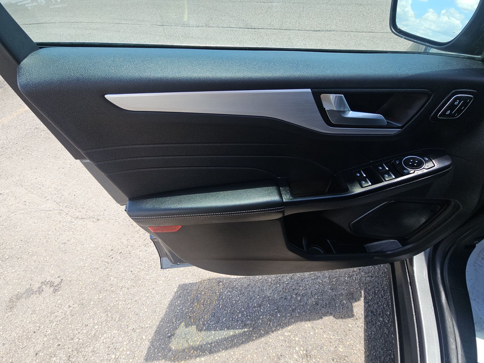 2025 Ford Escape Hybrid Platinum FWD