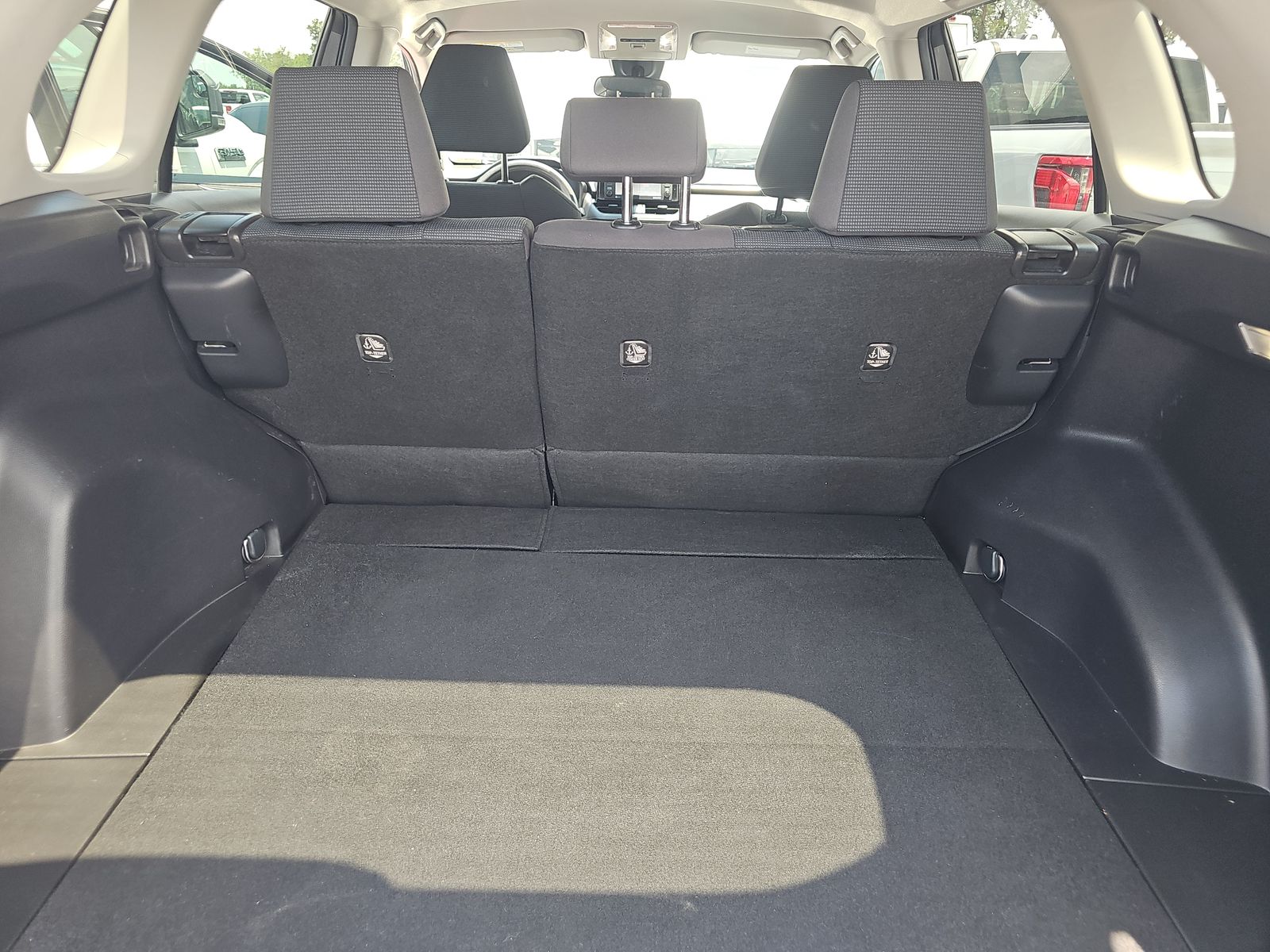 2022 Toyota RAV4 LE FWD