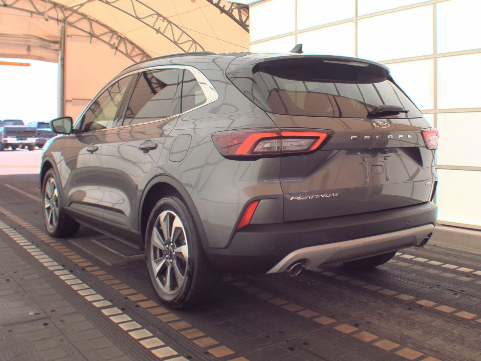 2025 Ford Escape Hybrid Platinum FWD
